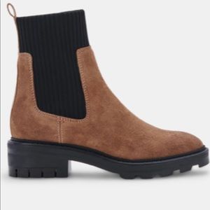 6.5 Dolce Vita suede booties